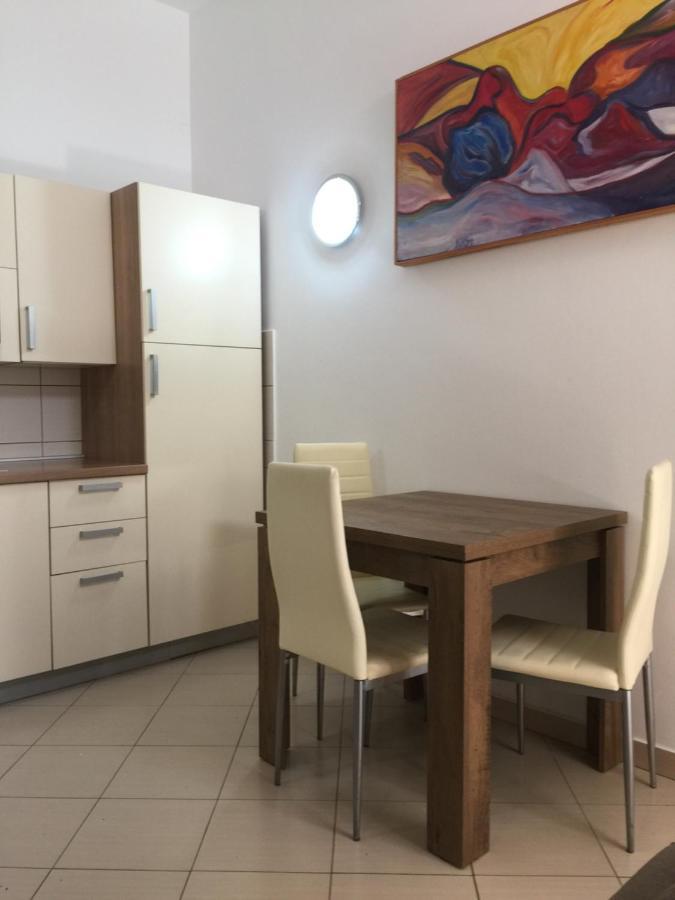 Apartma Изола Екстериор снимка