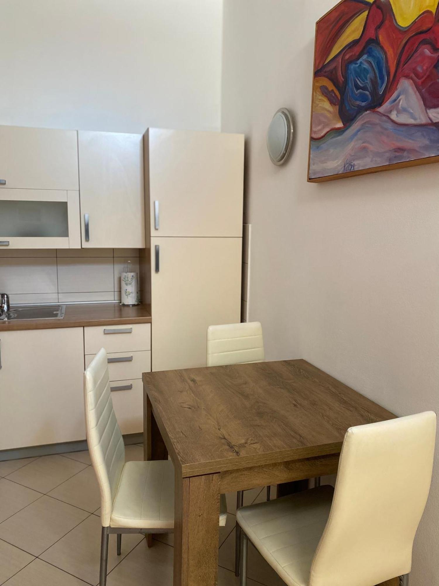 Apartma Изола Екстериор снимка